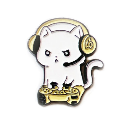 Cute Gaming Cat Lapel Pin – Gift for Gamers and Feline Fans